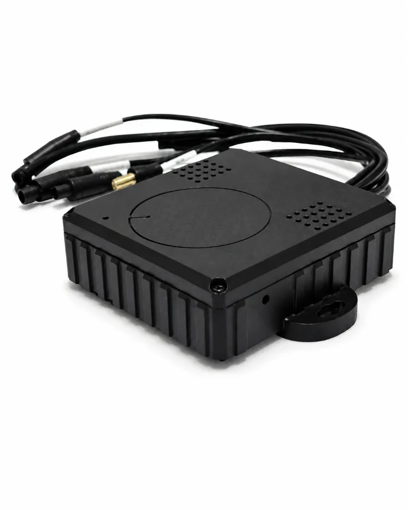 MP30-01C_LATERAL.webp