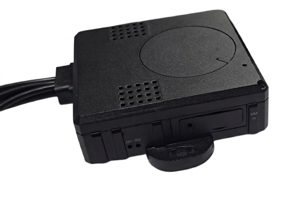 [184105] MINI MDVR 3 CANALES HD 0+3   MP3001C VIXOOR